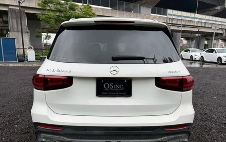 Mercedes-Benz GLB, 2023 год, 2 600 000 рублей, 10 фотография