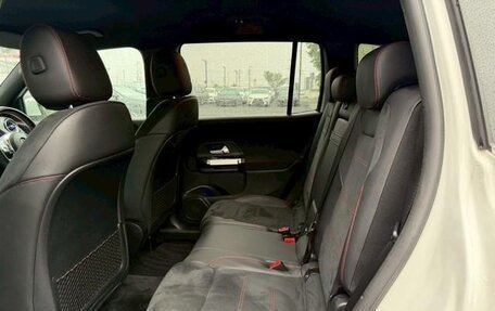 Mercedes-Benz GLB, 2023 год, 2 600 000 рублей, 31 фотография