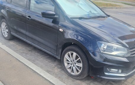 Volkswagen Polo VI (EU Market), 2017 год, 1 200 000 рублей, 2 фотография