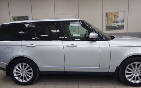 Land Rover Range Rover IV рестайлинг, 2018 год, 5 120 000 рублей, 4 фотография