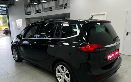 Opel Zafira C рестайлинг, 2013 год, 1 050 000 рублей, 5 фотография