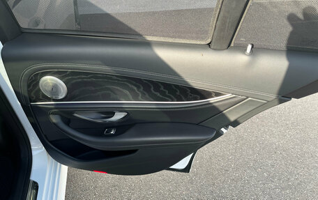 Mercedes-Benz E-Класс, 2016 год, 2 720 000 рублей, 21 фотография
