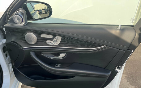 Mercedes-Benz E-Класс, 2016 год, 2 720 000 рублей, 24 фотография