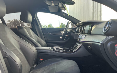 Mercedes-Benz E-Класс, 2016 год, 2 720 000 рублей, 25 фотография