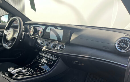 Mercedes-Benz E-Класс, 2016 год, 2 720 000 рублей, 26 фотография