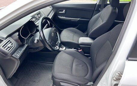 KIA Rio III рестайлинг, 2016 год, 1 000 000 рублей, 5 фотография