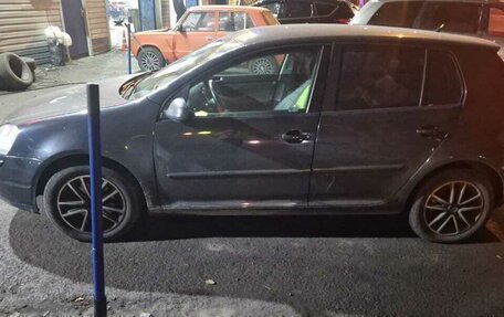Volkswagen Golf V, 2006 год, 400 000 рублей, 2 фотография