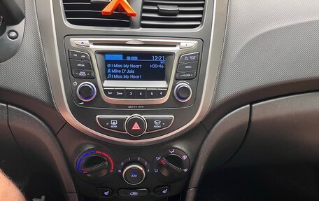 Hyundai Solaris II рестайлинг, 2016 год, 1 280 000 рублей, 6 фотография