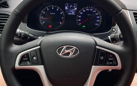 Hyundai Solaris II рестайлинг, 2016 год, 1 280 000 рублей, 5 фотография