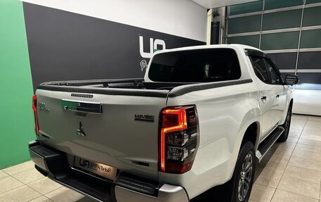 Mitsubishi L200 IV рестайлинг, 2021 год, 3 290 000 рублей, 6 фотография
