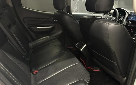 Mitsubishi L200 IV рестайлинг, 2021 год, 3 290 000 рублей, 19 фотография