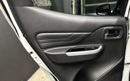 Mitsubishi L200 IV рестайлинг, 2021 год, 3 290 000 рублей, 16 фотография