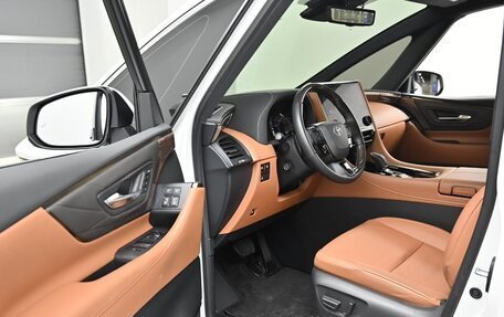 Toyota Alphard, 2024 год, 9 500 000 рублей, 11 фотография