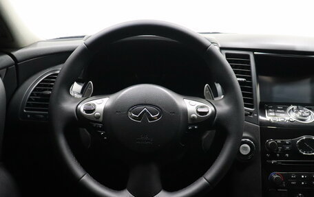 Infiniti QX70, 2015 год, 1 950 000 рублей, 10 фотография
