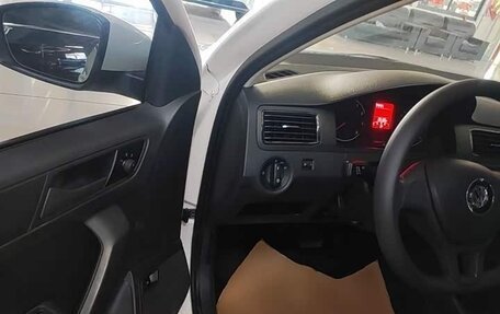 Volkswagen Santana, 2022 год, 1 100 000 рублей, 15 фотография
