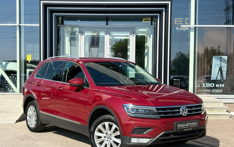 Volkswagen Tiguan II, 2017 год, 2 099 000 рублей, 3 фотография