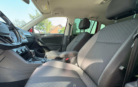 Volkswagen Tiguan II, 2017 год, 2 099 000 рублей, 13 фотография