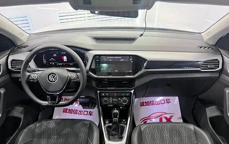 Volkswagen T-Cross I, 2022 год, 1 900 020 рублей, 16 фотография