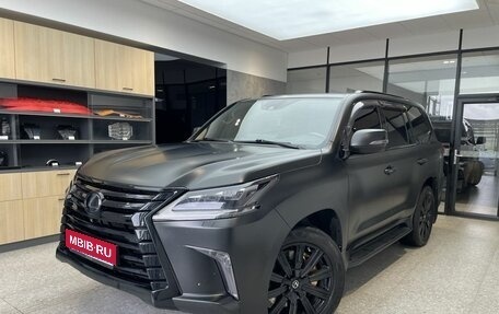 Lexus LX III, 2017 год, 7 560 000 рублей, 1 фотография