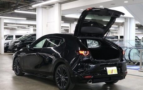 Mazda 3, 2021 год, 1 000 000 рублей, 22 фотография