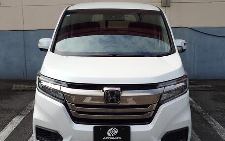 Honda Stepwgn IV, 2019 год, 1 360 000 рублей, 2 фотография
