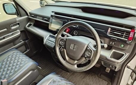 Honda Stepwgn IV, 2019 год, 1 360 000 рублей, 11 фотография