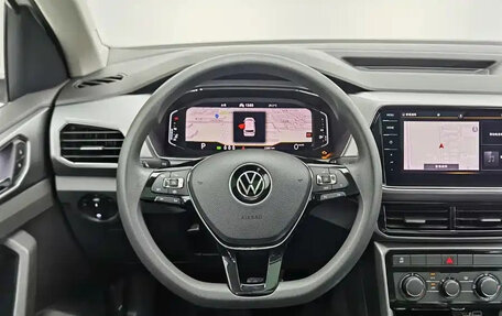 Volkswagen T-Cross I, 2022 год, 1 115 020 рублей, 18 фотография