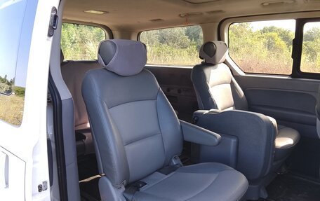 Hyundai Grand Starex Grand Starex I рестайлинг 2, 2011 год, 1 850 000 рублей, 7 фотография