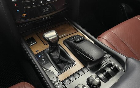 Lexus LX III, 2017 год, 7 560 000 рублей, 13 фотография