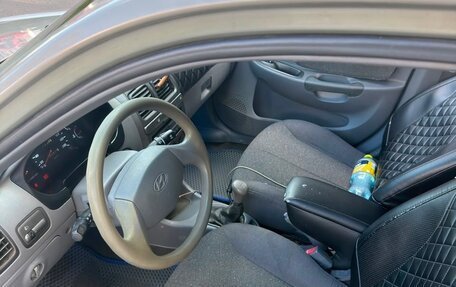 Hyundai Accent II, 2008 год, 275 000 рублей, 3 фотография
