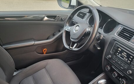 Volkswagen Jetta VI, 2016 год, 1 350 000 рублей, 9 фотография