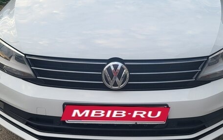 Volkswagen Jetta VI, 2016 год, 1 350 000 рублей, 21 фотография