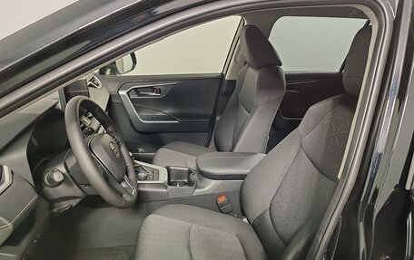Toyota RAV4, 2025 год, 5 490 000 рублей, 14 фотография