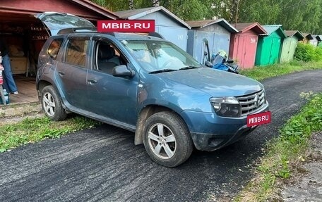 Renault Duster I рестайлинг, 2012 год, 950 000 рублей, 2 фотография
