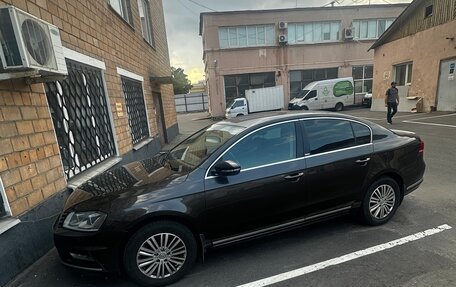 Volkswagen Passat B7, 2014 год, 950 000 рублей, 2 фотография