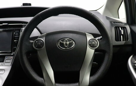 Toyota Prius, 2013 год, 1 182 000 рублей, 8 фотография