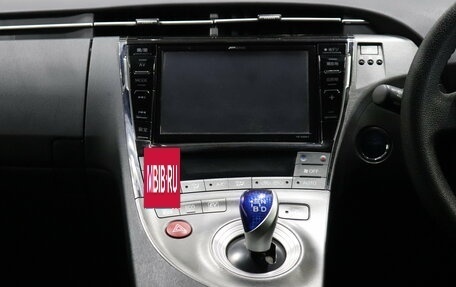 Toyota Prius, 2013 год, 1 182 000 рублей, 9 фотография