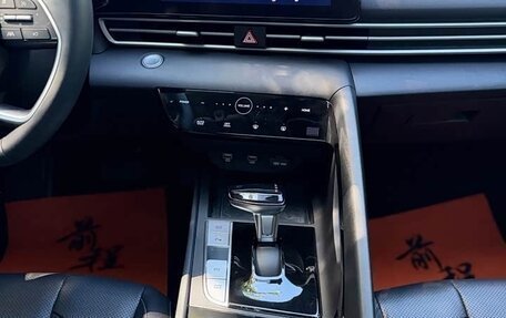 Hyundai Elantra, 2022 год, 1 600 000 рублей, 17 фотография