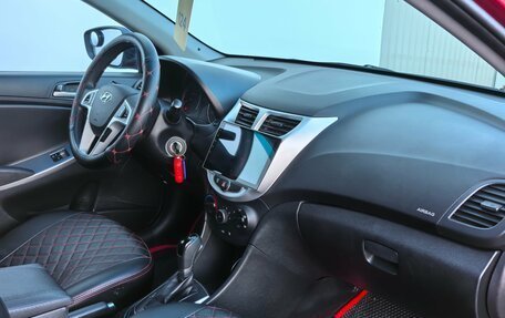 Hyundai Solaris II рестайлинг, 2016 год, 1 090 000 рублей, 22 фотография