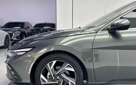 Hyundai Elantra, 2023 год, 1 550 000 рублей, 8 фотография