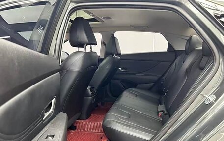 Hyundai Elantra, 2023 год, 1 550 000 рублей, 18 фотография