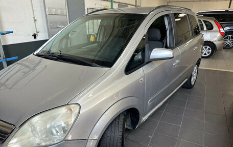 Opel Zafira B, 2008 год, 423 000 рублей, 1 фотография
