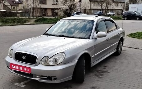 Hyundai Sonata IV рестайлинг, 2002 год, 299 999 рублей, 2 фотография