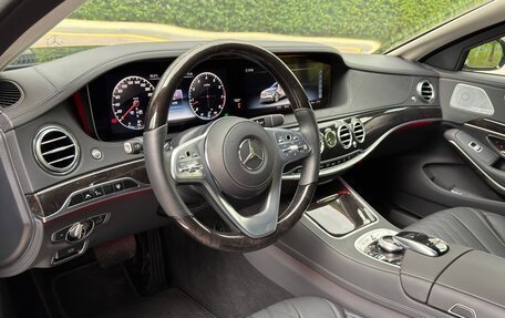 Mercedes-Benz S-Класс, 2018 год, 28 200 000 рублей, 15 фотография