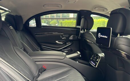 Mercedes-Benz S-Класс, 2018 год, 28 200 000 рублей, 27 фотография