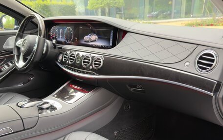 Mercedes-Benz S-Класс, 2018 год, 28 200 000 рублей, 23 фотография