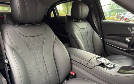 Mercedes-Benz S-Класс, 2018 год, 28 200 000 рублей, 24 фотография