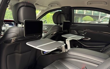 Mercedes-Benz S-Класс, 2018 год, 28 200 000 рублей, 38 фотография