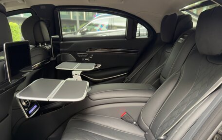 Mercedes-Benz S-Класс, 2018 год, 28 200 000 рублей, 39 фотография