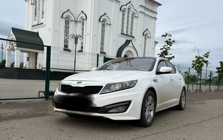 KIA K5 I рестайлинг, 2011 год, 950 000 рублей, 2 фотография